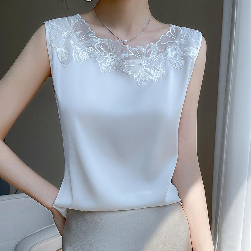 Women s Lace Camisole: Spring/Summer Satin Sleeveless Top with Round Neck M: 100-110 lbs белый
Women s Lace Camisole: Spring/Summer Satin Sleeveless Top with Round Neck M: 100-110 lbs белый