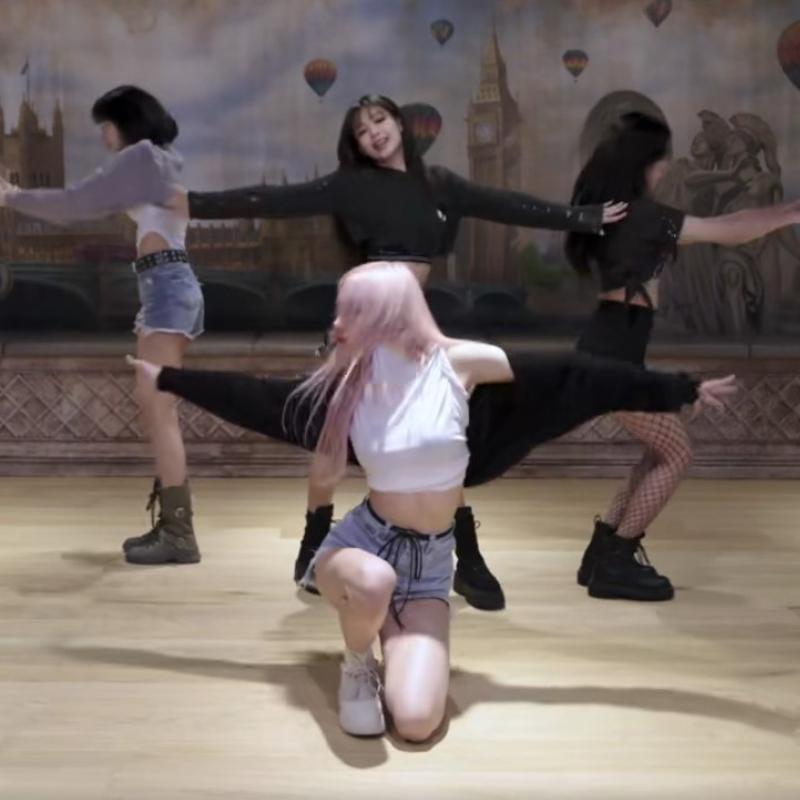 Корейская женская групповая одежда Kpop Джазовая одежда Женская современная уличная танцевальная одежда в стиле хип-хоп на шесте Gogo Dancer Одежда для тренировок
Корейская женская групповая одежда Kpop Джазовая одежда Женская современная уличная танцевальная одежда в стиле хип-хоп на шесте Gogo Dancer Одежда для тренировок