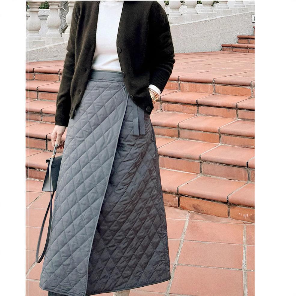 New Winter Diamond-clip Cotton Skirt for Women with High-end Retro Elastic High Waist A-line Mid-length One size
New Winter Diamond-clip Cotton Skirt for Women with High-end Retro Elastic High Waist A-line Mid-length One size