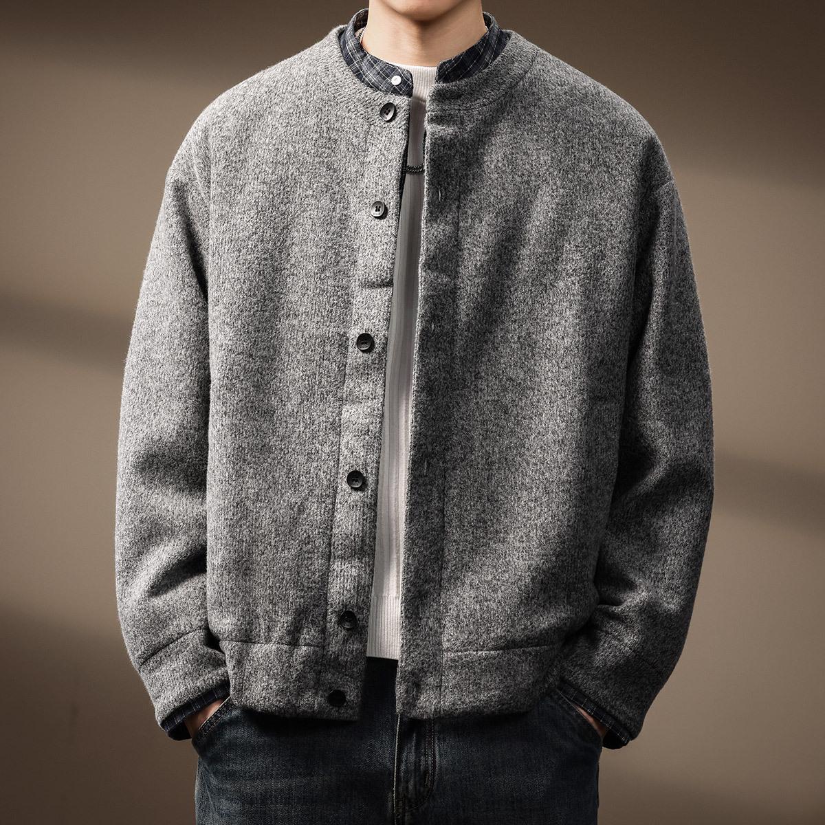 Men s High-End Retro Knit Two-Piece Down Jacket - 90% Duck Down Winter Coat M: 110-130 lbs сірий колір
Men s High-End Retro Knit Two-Piece Down Jacket - 90% Duck Down Winter Coat M: 110-130 lbs сірий колір