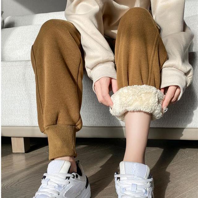 Зимние теплые утепленные спортивные брюки, женские модные повседневные брюки, плюшевые брюки 3XL хаки
Зимние теплые утепленные спортивные брюки, женские модные повседневные брюки, плюшевые брюки 3XL хаки