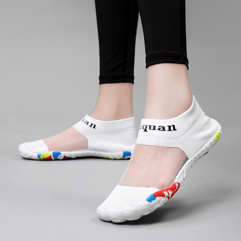 New outdoor creek walking shoes men s and women s swimming wading shoes comfortable and breathable five-finger shoes socks shoes flying woven shoes 36
New outdoor creek walking shoes men s and women s swimming wading shoes comfortable and breathable five-finger shoes socks shoes flying woven shoes 36