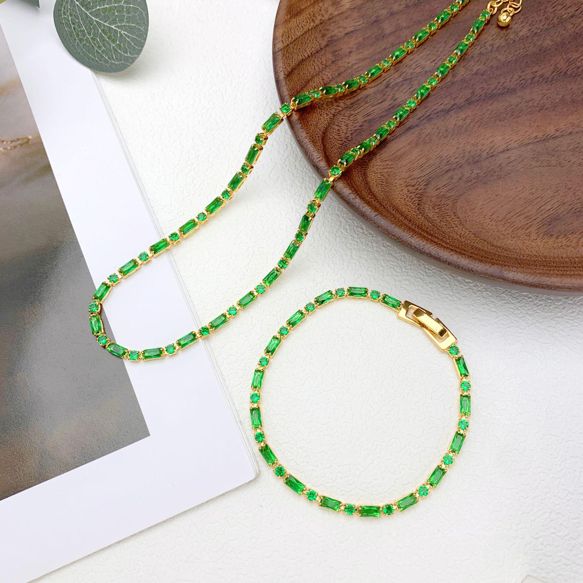 Retro French Green Zircon Bracelet & Choker - Spring/Summer 2025 High-End Niche Jewelry for Women
Retro French Green Zircon Bracelet & Choker - Spring/Summer 2025 High-End Niche Jewelry for Women