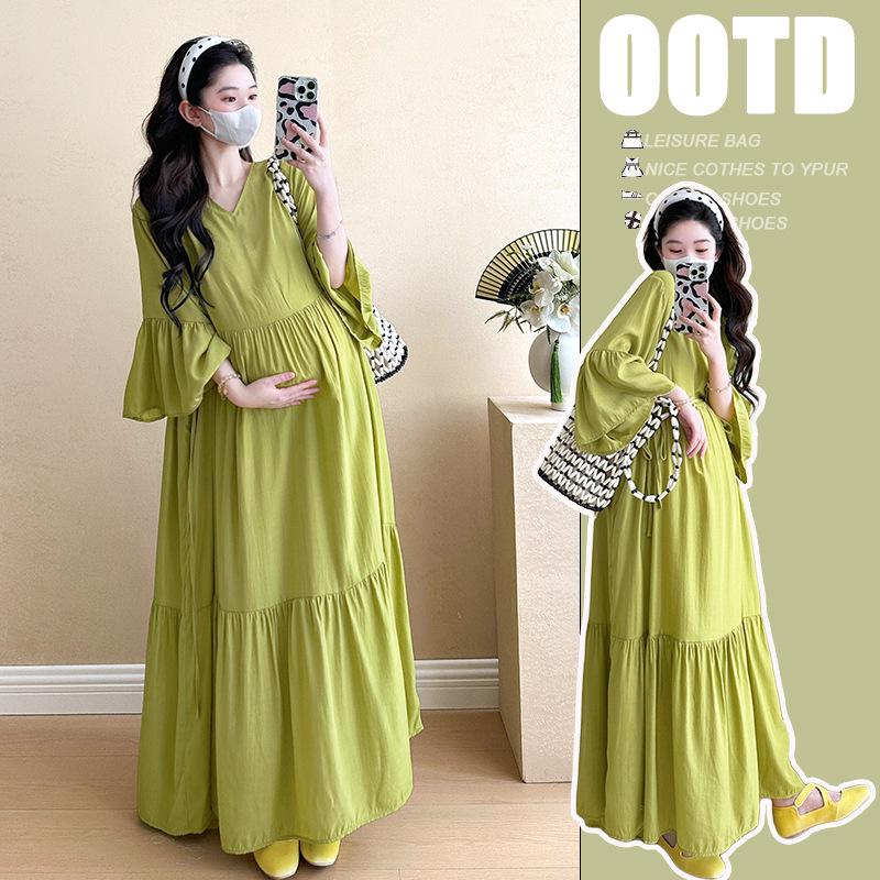 Elegant Maternity V-Neck Dress with Tie-Up Ruffle Sleeves M зелёный
Elegant Maternity V-Neck Dress with Tie-Up Ruffle Sleeves M зелёный
