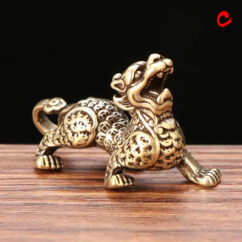 Ретро латунный китайский древний летающий зверь Pixiu домашний декор украшения медные фигурки животных статуэтка фэншуй
Ретро латунный китайский древний летающий зверь Pixiu домашний декор украшения медные фигурки животных статуэтка фэншуй