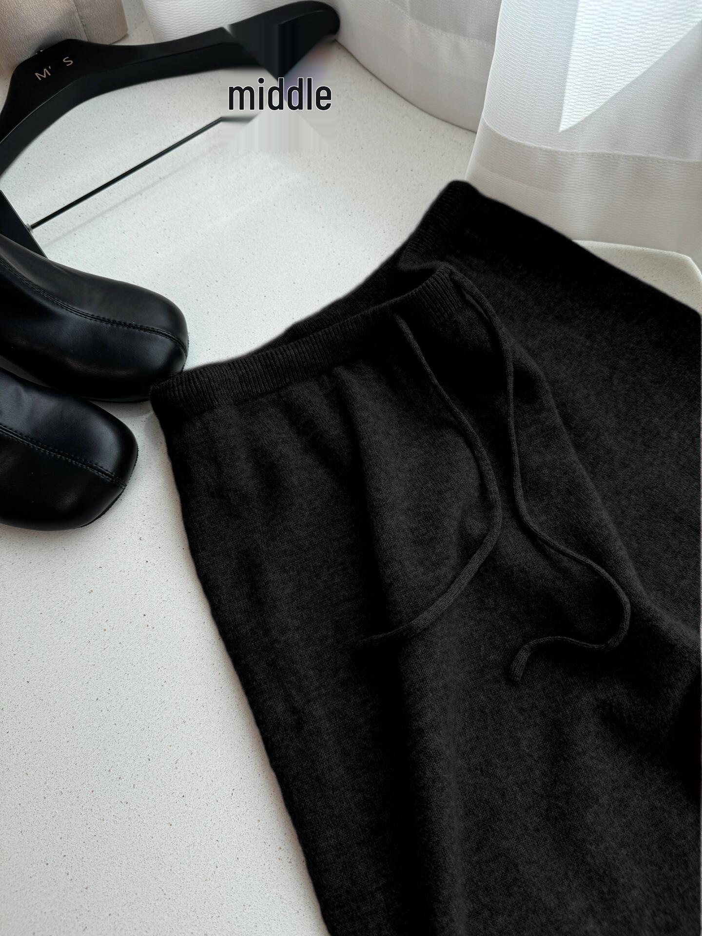 Women s High-Waisted Wide-Leg Knit Pants - Super Warm Slimming Trousers for Autumn/Winter 2025 One Size (Recommended for 80-140 lbs)
Women s High-Waisted Wide-Leg Knit Pants - Super Warm Slimming Trousers for Autumn/Winter 2025 One Size (Recommended for 80-140 lbs)