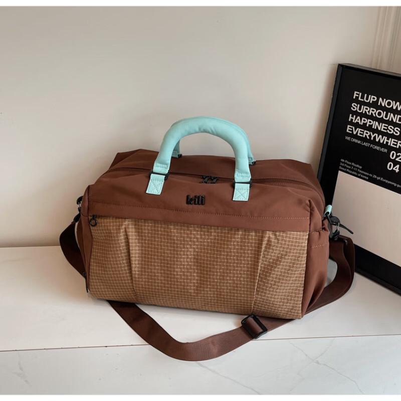 Women s Multifunctional Travel & Gym Duffle Bag
Women s Multifunctional Travel & Gym Duffle Bag
