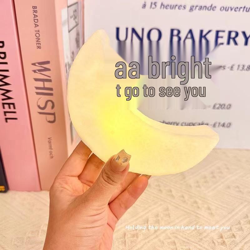 Crescent Moon Night Light – Atmospheric Bedroom Lamp & Festival Gift OPP Bag
Crescent Moon Night Light – Atmospheric Bedroom Lamp & Festival Gift OPP Bag