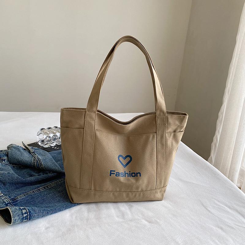 2024 New Trendy Large Capacity Casual Commute Tote Bag For Women Canvas Shoulder Bag хакі
2024 New Trendy Large Capacity Casual Commute Tote Bag For Women Canvas Shoulder Bag хакі