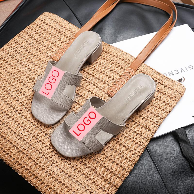 Three centimeters low-heeled sandals 2025 summer new thick-heeled slippers women wear one-word beach shoes women s sandals 41 білий
Three centimeters low-heeled sandals 2025 summer new thick-heeled slippers women wear one-word beach shoes women s sandals 41 білий