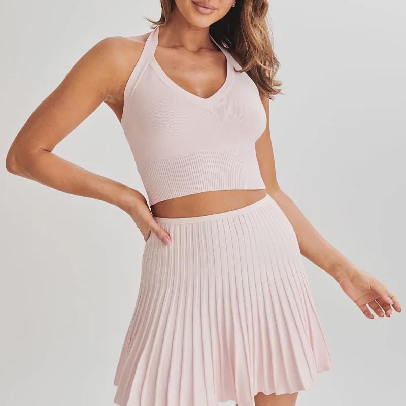 European & American Trendy Women s Halter Neck Backless Vest & High Waist Pleated Skirt Two-Piece Set for Spring Medium рожевий
European & American Trendy Women s Halter Neck Backless Vest & High Waist Pleated Skirt Two-Piece Set for Spring Medium рожевий