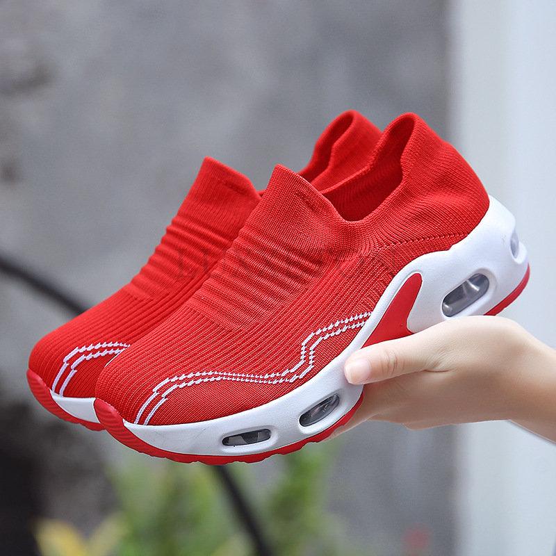 Модные женские кроссовки Slip on Летние Большие размеры Новые Дышащие сетчатые однотонные кроссовки для ходьбы Легкие спортивные повседневные вулканизированные туфли
Модные женские кроссовки Slip on Летние Большие размеры Новые Дышащие сетчатые однотонные кроссовки для ходьбы Легкие спортивные повседневные вулканизированные туфли