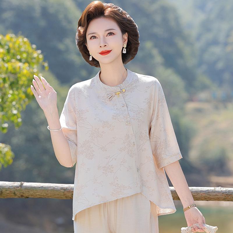 Elegant Mid-Sleeve Jacquard Cotton Linen Blouse for Moms, 2026 Summer Style XL (95-115 jin)
Elegant Mid-Sleeve Jacquard Cotton Linen Blouse for Moms, 2026 Summer Style XL (95-115 jin)