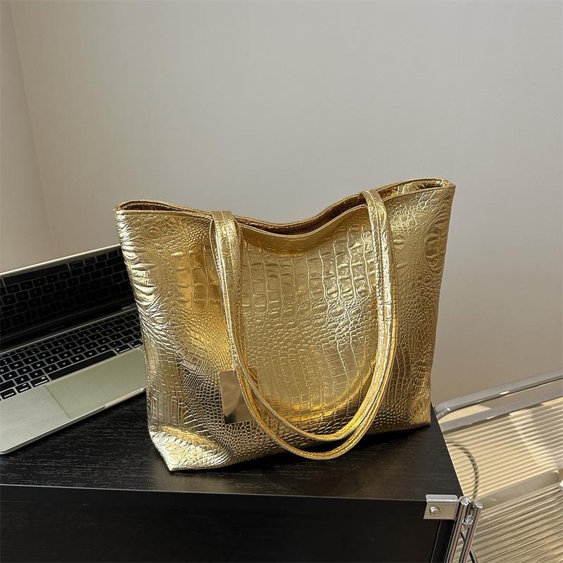 Bags women s large-capacity new portable shoulder bags, crocodile pattern fashion women s bags, versatile commuter shopping tote bags золотой
Bags women s large-capacity new portable shoulder bags, crocodile pattern fashion women s bags, versatile commuter shopping tote bags золотой