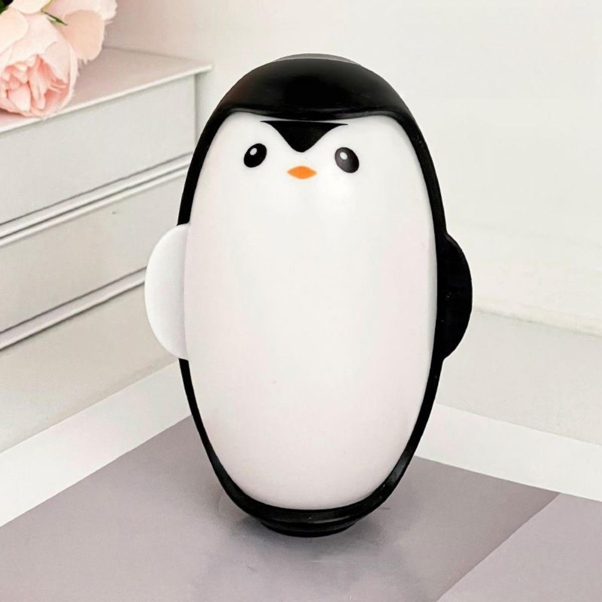 Моющийся ручной барабанный удалитель волос, легко удаляет шерсть домашних животных и бытовую пыль, компактный и портативный 10.7*7.4cm чёрный
Моющийся ручной барабанный удалитель волос, легко удаляет шерсть домашних животных и бытовую пыль, компактный и портативный 10.7*7.4cm чёрный