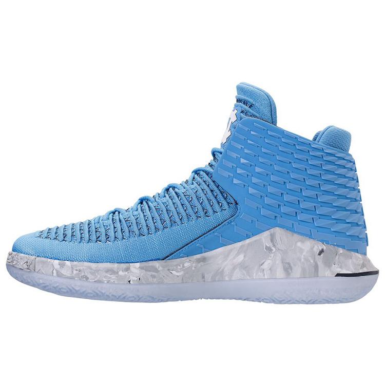 Jordan Xxxii Unc AA1253-406 42.5
Jordan Xxxii Unc AA1253-406 42.5