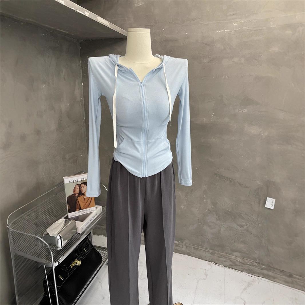 Blue Pure Desire Spicy Girl Short Hooded Cardigan - Women s Summer High Waist Sports Jacket with Sun Protection Medium светло-синий
Blue Pure Desire Spicy Girl Short Hooded Cardigan - Women s Summer High Waist Sports Jacket with Sun Protection Medium светло-синий