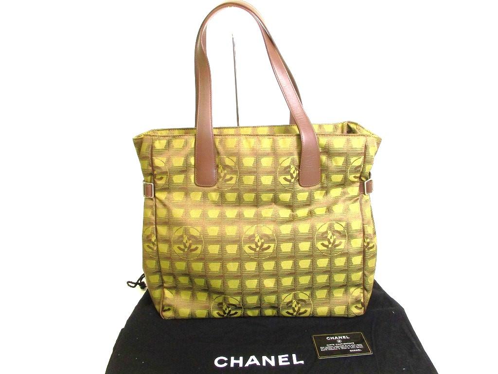 Автентична нова дорожня зелена полотняна сумка CHANEL, ручна сумка, сумка для покупців №9579, відремонтована
Автентична нова дорожня зелена полотняна сумка CHANEL, ручна сумка, сумка для покупців №9579, відремонтована
