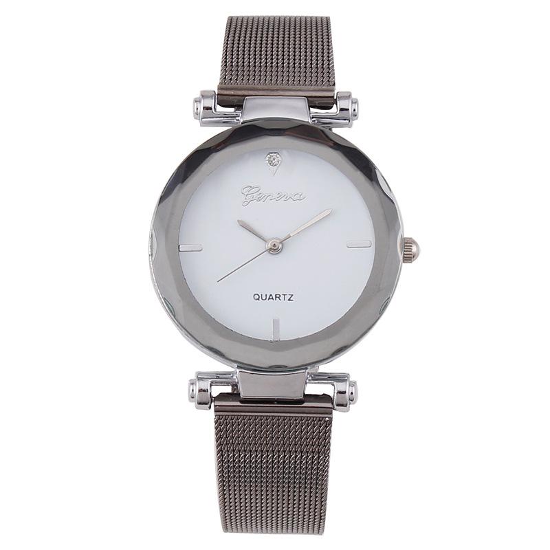 Корейський модний тренд популярної в Інтернеті знаменитості Milan with mesh belt diamond watch жіночий кварцовий годинник
Корейський модний тренд популярної в Інтернеті знаменитості Milan with mesh belt diamond watch жіночий кварцовий годинник