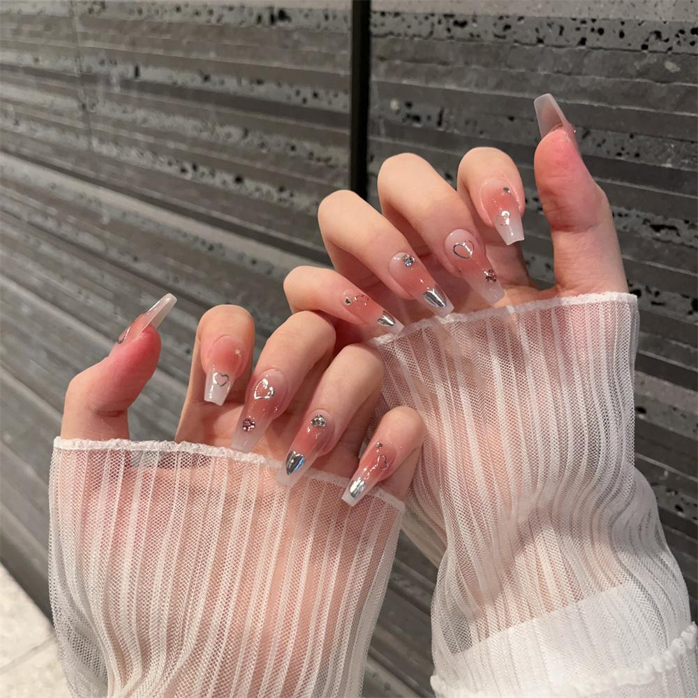 Японский дизайн ногтей миндалевидной формы ручной работы Silver Press on Nails модный дизайн XS:(14,10,11,10,8)mm
Японский дизайн ногтей миндалевидной формы ручной работы Silver Press on Nails модный дизайн XS:(14,10,11,10,8)mm
