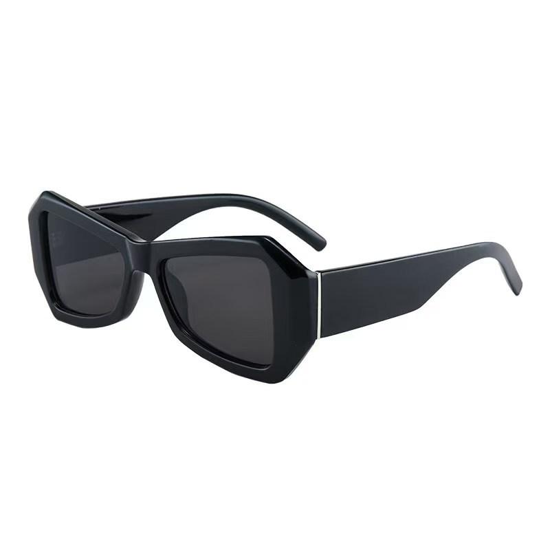 European American Style Woman Sun Glasses Butterfly Shape UV Ray Blocking Sunglass For Men Travelling Female Sun Glass
European American Style Woman Sun Glasses Butterfly Shape UV Ray Blocking Sunglass For Men Travelling Female Sun Glass