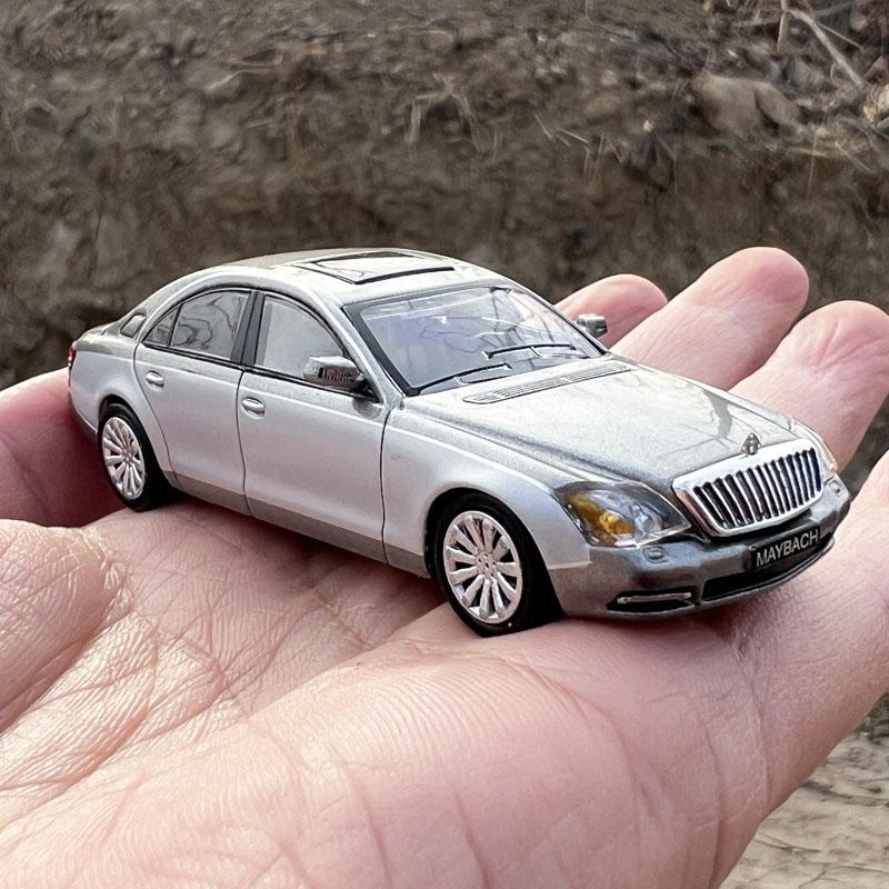 1:64 Original Model By DCT/Shadow,Mercedes-Benz Maybach 57S 57 S,Alloy Car Model for Display,Gift and Collections
1:64 Original Model By DCT/Shadow,Mercedes-Benz Maybach 57S 57 S,Alloy Car Model for Display,Gift and Collections