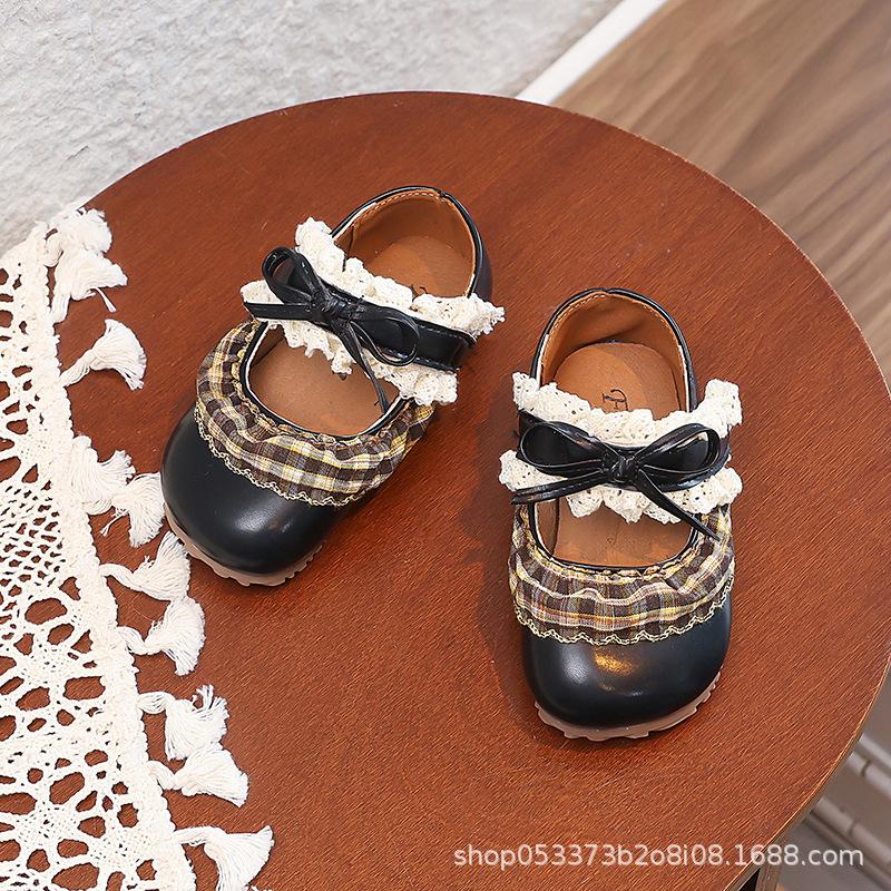 Girls sandals, new summer models, soft-soled toddler shoes, summer style baby girl beach shoes, woven baby girl shoes 28 чорний
Girls sandals, new summer models, soft-soled toddler shoes, summer style baby girl beach shoes, woven baby girl shoes 28 чорний
