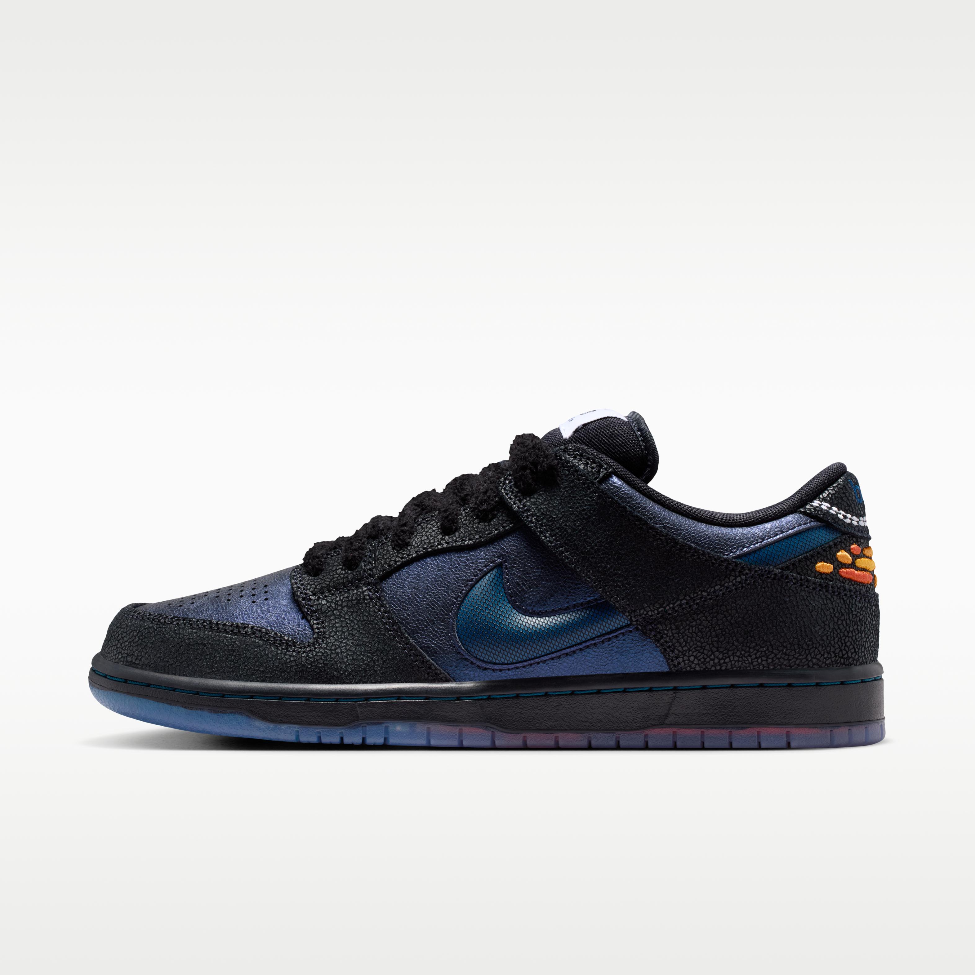 Nike SB Dunk Low Pro Bluetile Skateboards 42.5
Nike SB Dunk Low Pro Bluetile Skateboards 42.5