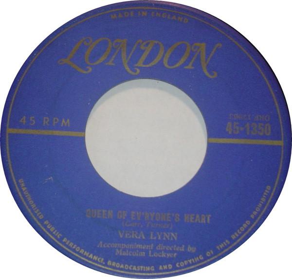 7inch Record VERA LYNN - Queen Of Ev ryone s Heart / The Lam 451350 London Records 1953 US Pop Used
7inch Record VERA LYNN - Queen Of Ev ryone s Heart / The Lam 451350 London Records 1953 US Pop Used