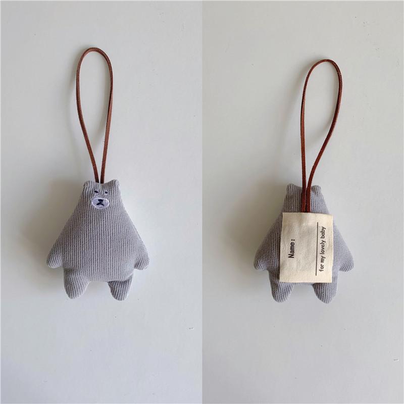 Милый брелок в корейском стиле с медведем и биркой для имени против потери для сумок
Милый брелок в корейском стиле с медведем и биркой для имени против потери для сумок