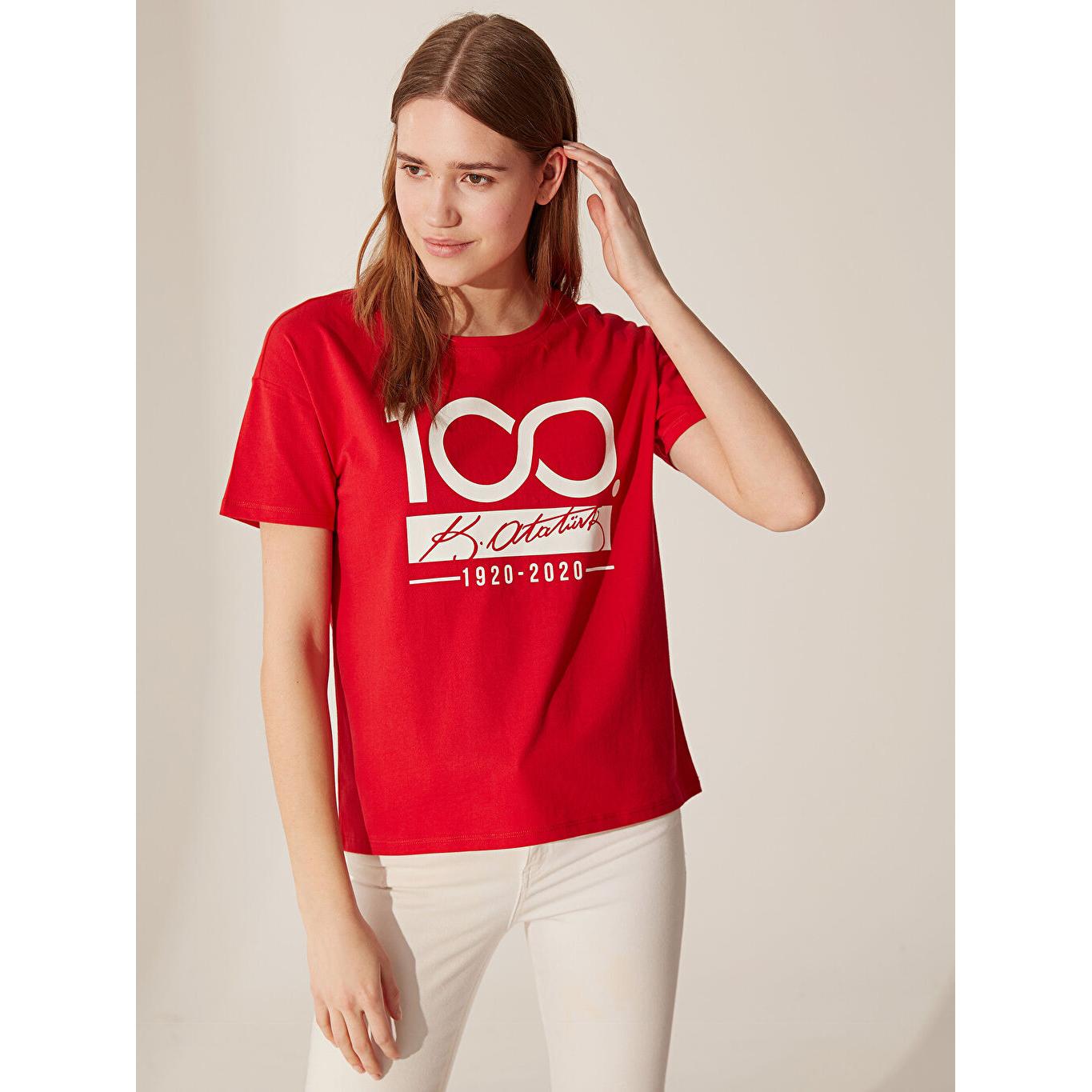 LCW CASUAL Женская футболка с круглым вырезом в стиле Ататюрка с коротким рукавом красная
LCW CASUAL Женская футболка с круглым вырезом в стиле Ататюрка с коротким рукавом красная
