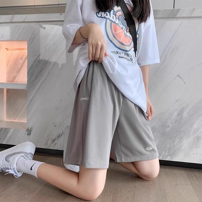 Ice Silk Wide-Leg Maternity Shorts: Loose, Casual, Plus Size, Summer Wear M (80-110 jin) серый
Ice Silk Wide-Leg Maternity Shorts: Loose, Casual, Plus Size, Summer Wear M (80-110 jin) серый