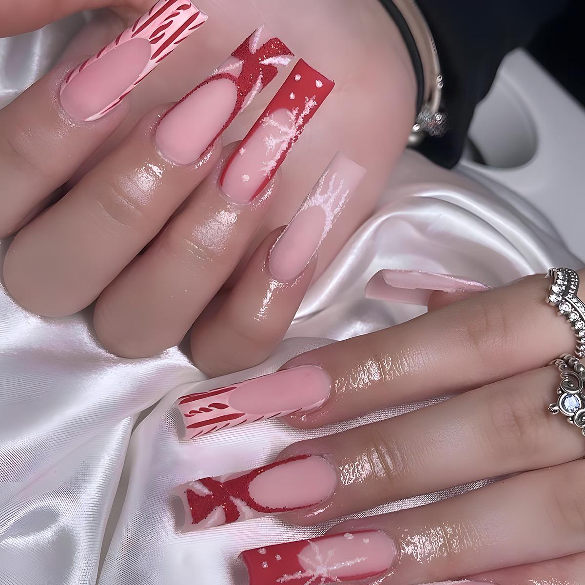 European and American Christmas Water Pipe Snowflake Red Nail Stickers - Hot Selling Wearable & Removable Nail Art
European and American Christmas Water Pipe Snowflake Red Nail Stickers - Hot Selling Wearable & Removable Nail Art
