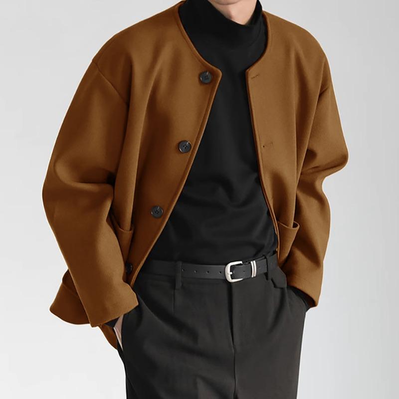 Осень Зима Мужская Мода Корейский Новый Наряд Hombre Elegante Повседневный Дизайн Безворотниковая Свободная Шерстяная Куртка M
Осень Зима Мужская Мода Корейский Новый Наряд Hombre Elegante Повседневный Дизайн Безворотниковая Свободная Шерстяная Куртка M