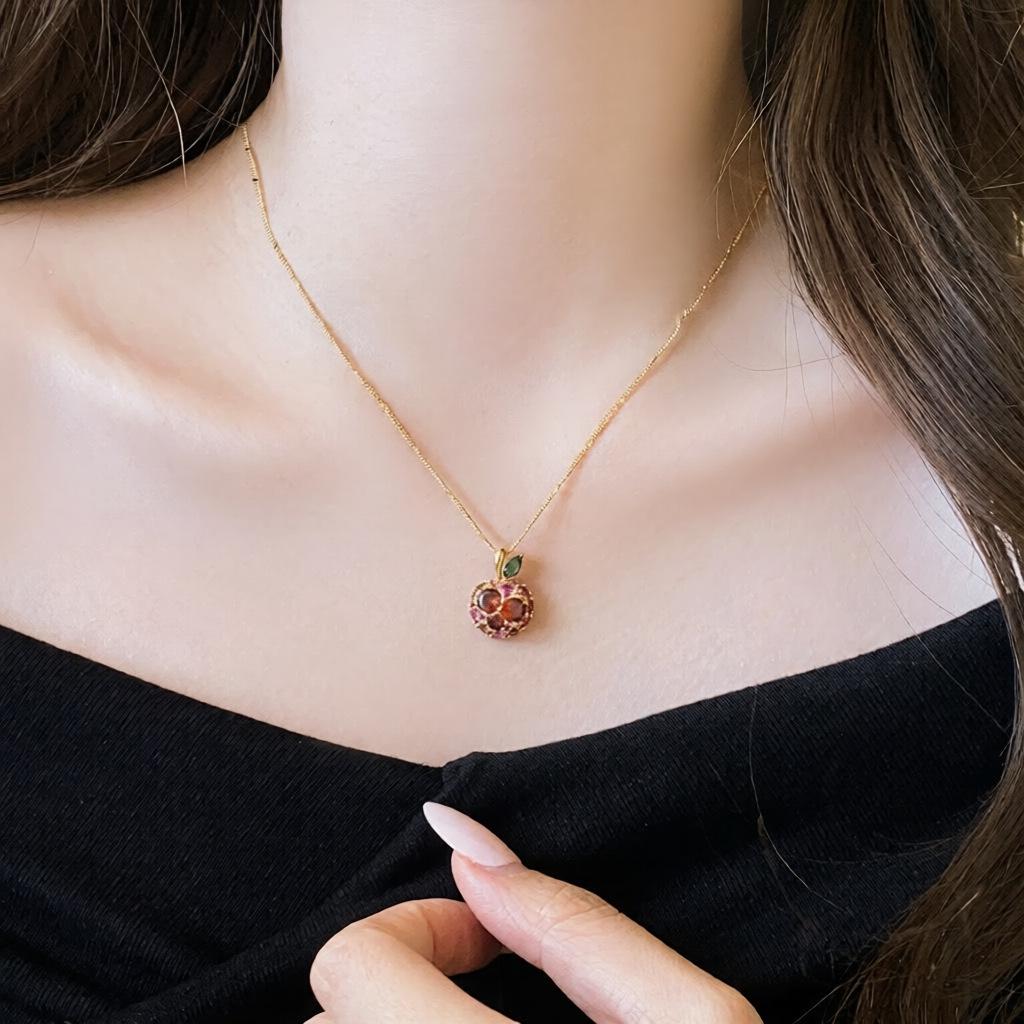 14k Gold Plated Zirconia Apple Pendant Clavicle Necklace – Elegant and Versatile Women s Accessory
14k Gold Plated Zirconia Apple Pendant Clavicle Necklace – Elegant and Versatile Women s Accessory