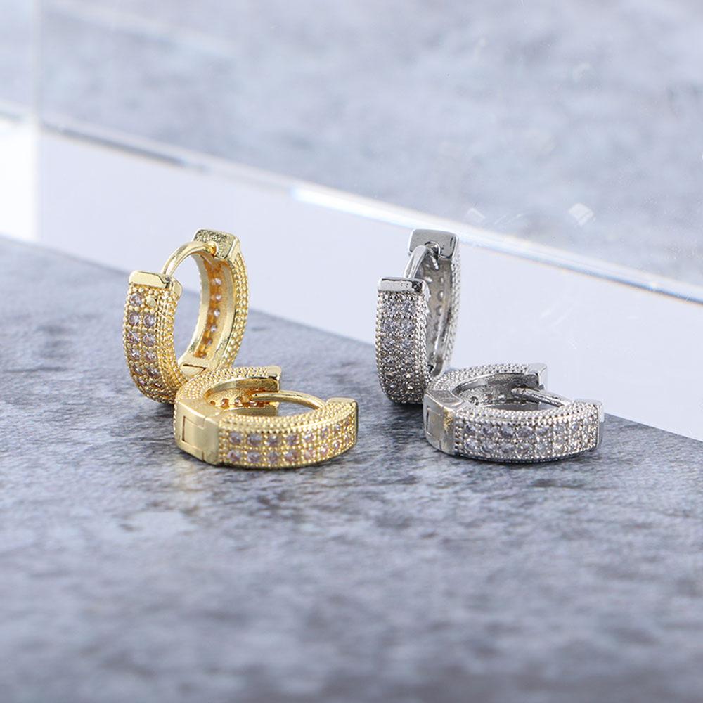 Zircon Unisex Round Buckle Women Ear Studs Hoop Earrings Korean Style Earrings Stud Earrings
Zircon Unisex Round Buckle Women Ear Studs Hoop Earrings Korean Style Earrings Stud Earrings