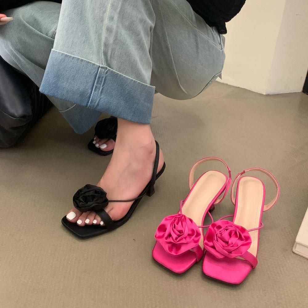 Low-heeled sandals women s 2025 spring and summer new direct sales women s sweet bow high-heeled sandals women are not tired 40
Low-heeled sandals women s 2025 spring and summer new direct sales women s sweet bow high-heeled sandals women are not tired 40