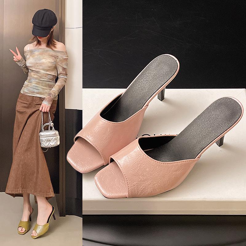 Shoes high heel outer wear new small 2025 pink niche sandals temperament fashionable summer cool slippers 35 розовый
Shoes high heel outer wear new small 2025 pink niche sandals temperament fashionable summer cool slippers 35 розовый