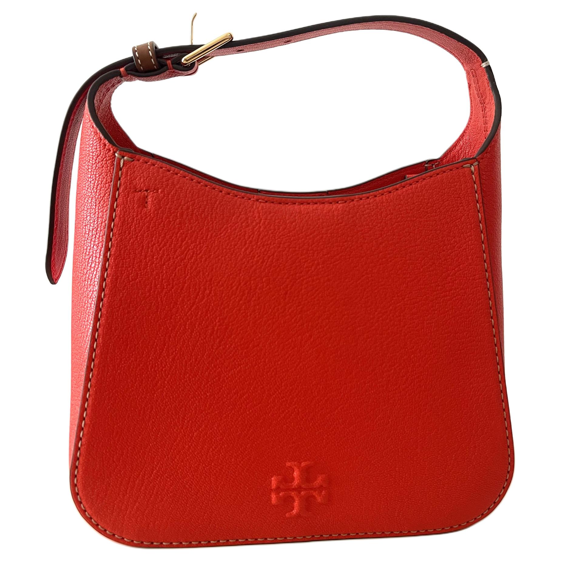 Tory Burch Solid Color Embossed Letter Logo Bucket Bag Women Handbags Orange-Red 162908-614 Basic Set (Bag+Dust Bag)
Tory Burch Solid Color Embossed Letter Logo Bucket Bag Women Handbags Orange-Red 162908-614 Basic Set (Bag+Dust Bag)