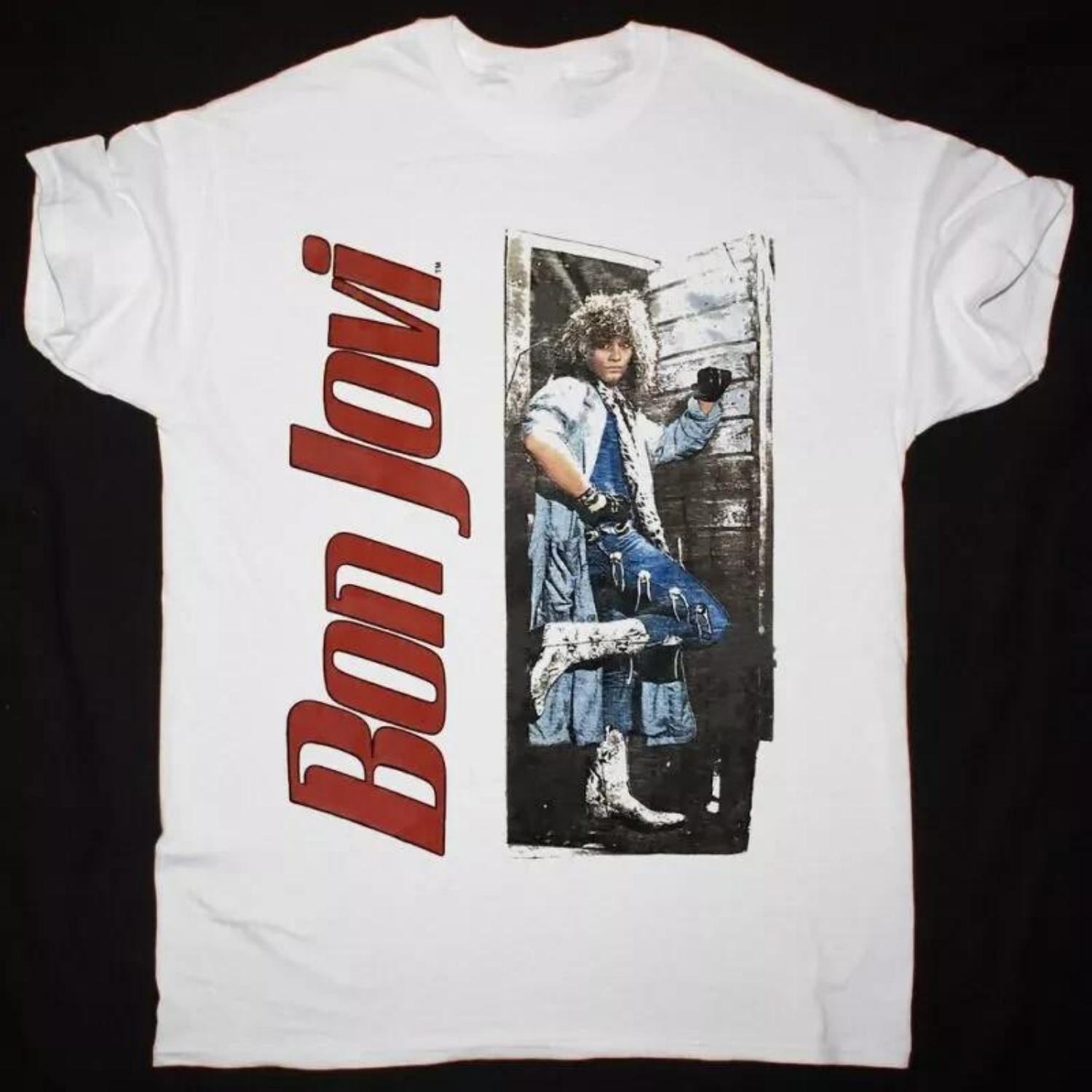 BON JOVI SLIPPERY WHEN WET TOUR Cotton White All Size Unisex Classic Shirt Unisex T-Shirt XXXXXL чорний
BON JOVI SLIPPERY WHEN WET TOUR Cotton White All Size Unisex Classic Shirt Unisex T-Shirt XXXXXL чорний