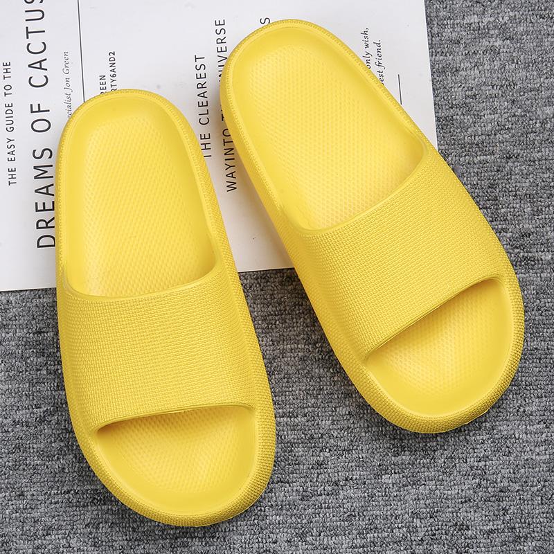Модные шлепанцы на толстой подошве для женщин, модные и универсальные сандалии, простые и элегантные, подходят для мужской одежды в различных случаях. 45 жёлтый
Модные шлепанцы на толстой подошве для женщин, модные и универсальные сандалии, простые и элегантные, подходят для мужской одежды в различных случаях. 45 жёлтый
