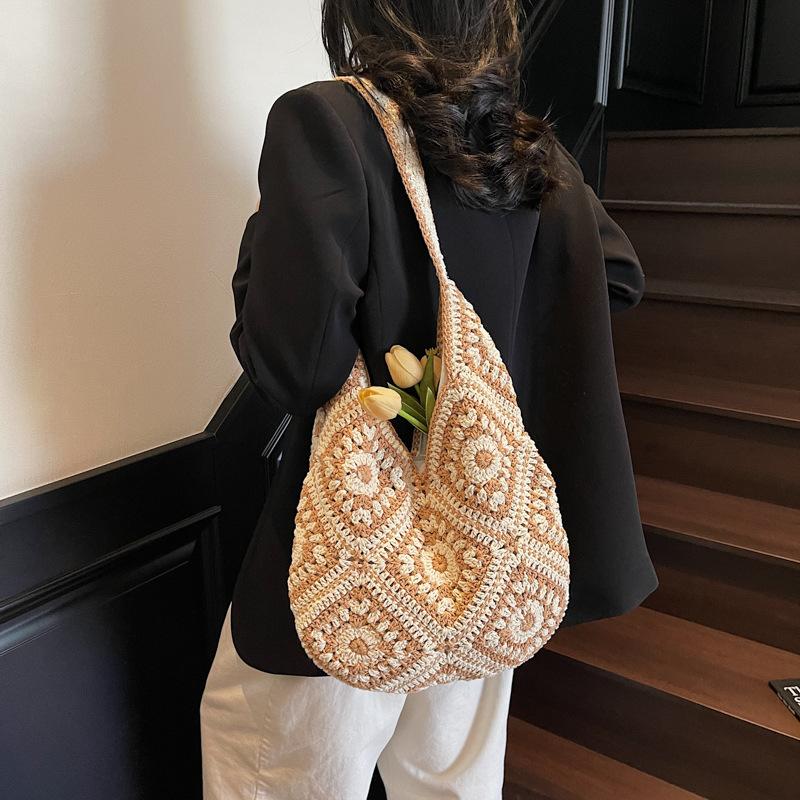 2025 лето новая вязаная сумка-тоут зарубежный стиль городской простой наплечная сумка женская отпускной ветер дорожная приморская сумка 33*9*25 хаки
2025 лето новая вязаная сумка-тоут зарубежный стиль городской простой наплечная сумка женская отпускной ветер дорожная приморская сумка 33*9*25 хаки