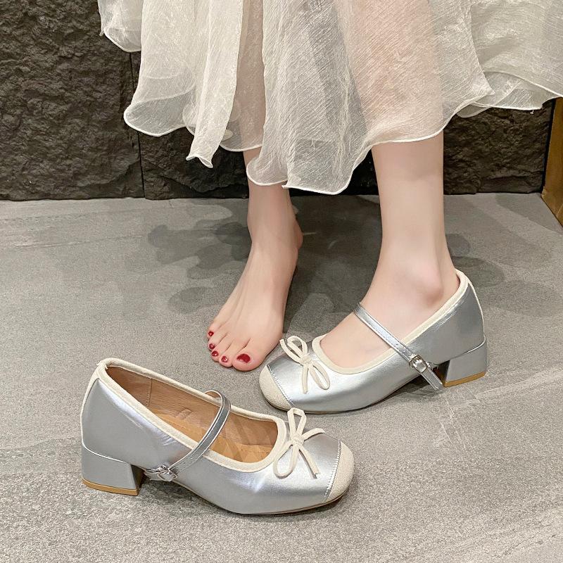Pink ballet style thick heel single shoes women s 2025 new inner height increase skirt butterfly Mary Jane high heels 40 червоний
Pink ballet style thick heel single shoes women s 2025 new inner height increase skirt butterfly Mary Jane high heels 40 червоний