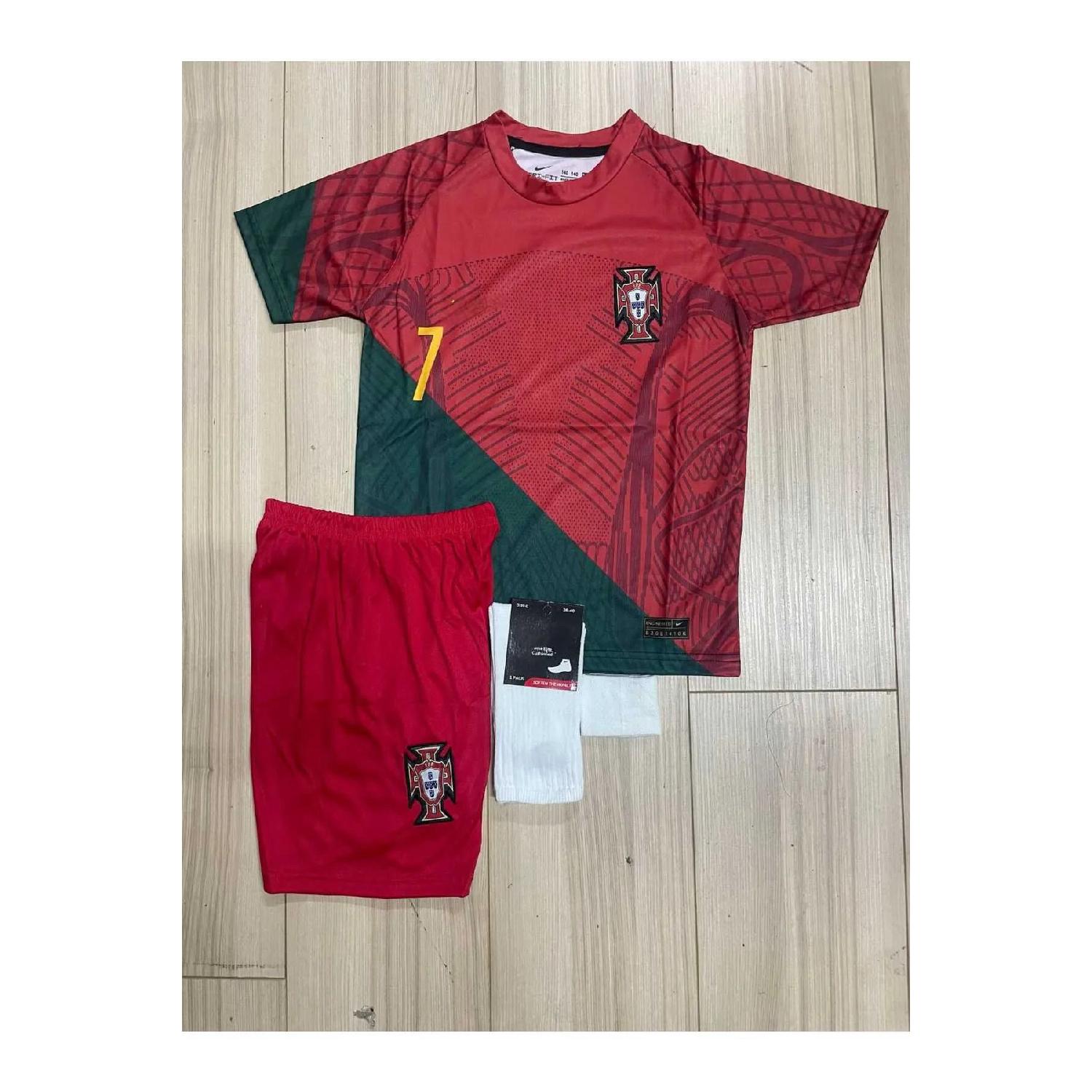 Португалия Роналду номер 7 Бордовый красный детский трикотаж Комплект из 4 красных шорт Plksd12 3-5 Yaş красный
Португалия Роналду номер 7 Бордовый красный детский трикотаж Комплект из 4 красных шорт Plksd12 3-5 Yaş красный