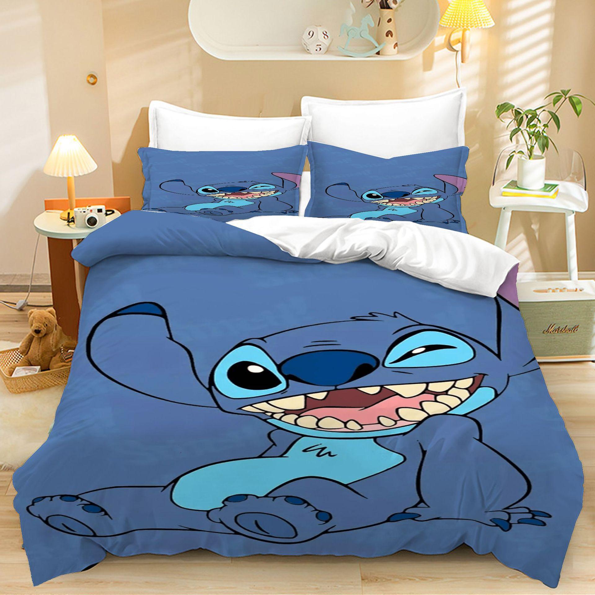 Домашний текстиль Комплект из трех предметов Цифровая печать Синий Мультяшный Стеганое одеяло Наволочка Постельное белье 200 * 230
Домашний текстиль Комплект из трех предметов Цифровая печать Синий Мультяшный Стеганое одеяло Наволочка Постельное белье 200 * 230