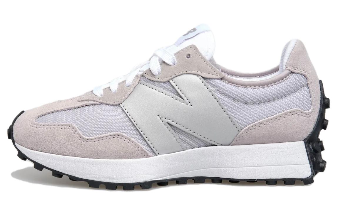 327 New Balance Rain Cloud Metallic Silver MS327MA1 44
327 New Balance Rain Cloud Metallic Silver MS327MA1 44