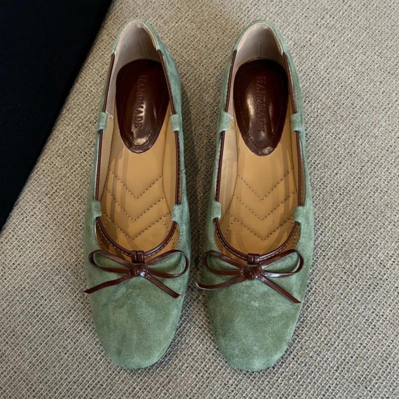 Fashion 2025 Spring Autumn Elegant Shallow Mouth Low Heels Single Shoes New Style Bow Round Toe Wear Resistant Non Slip Women Shoes 39 зелёный
Fashion 2025 Spring Autumn Elegant Shallow Mouth Low Heels Single Shoes New Style Bow Round Toe Wear Resistant Non Slip Women Shoes 39 зелёный