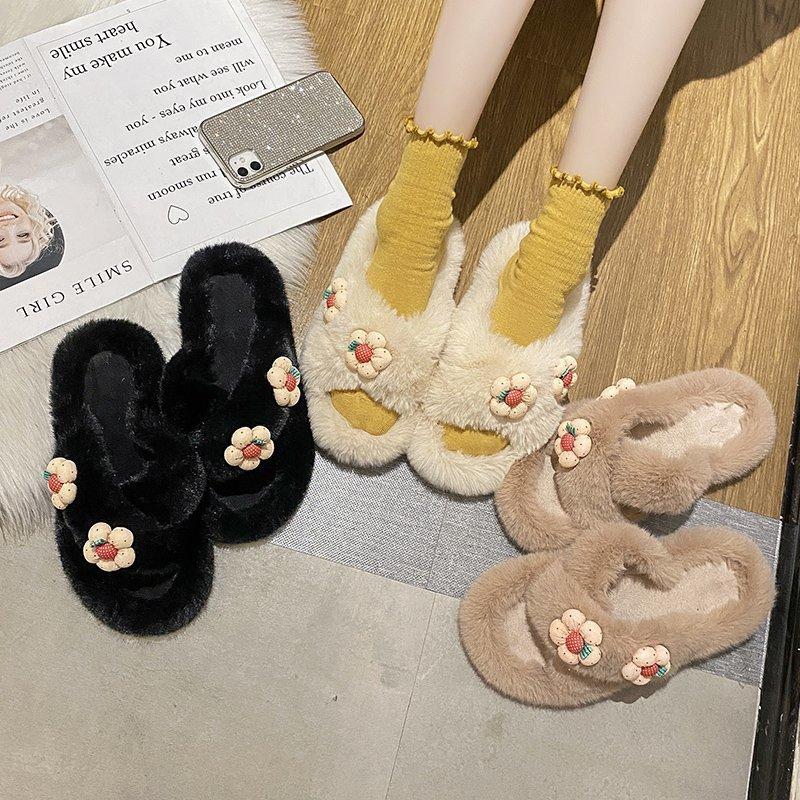 Cross-haired slippers women s autumn and winter new outer wear flat-bottomed slippers fashion flip-flops 35
Cross-haired slippers women s autumn and winter new outer wear flat-bottomed slippers fashion flip-flops 35