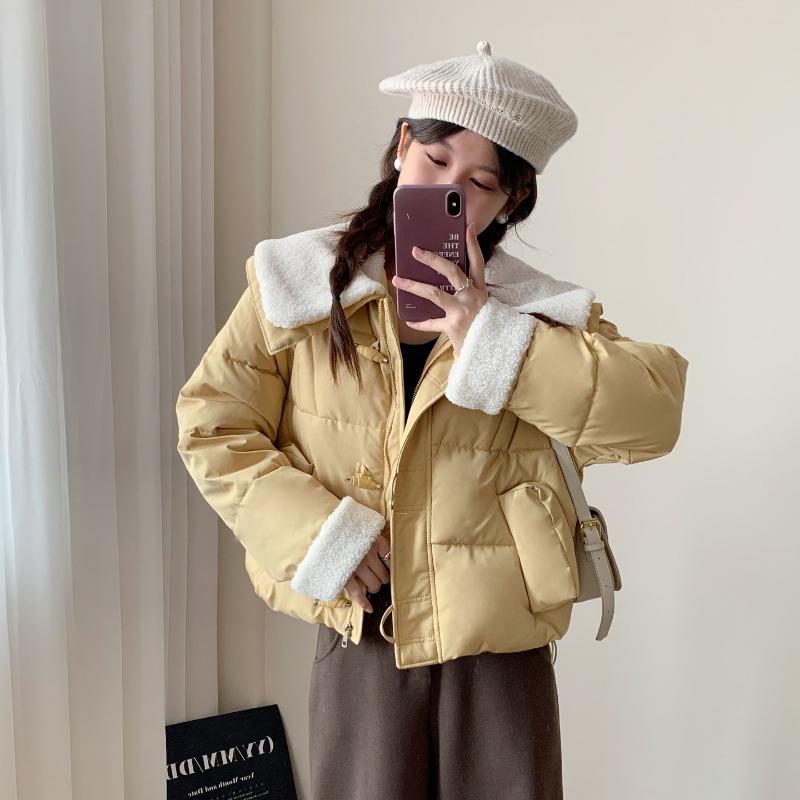 Lamb wool lapel college cotton-padded coat for women s winter new thickened warm college style coat XXL жёлтый
Lamb wool lapel college cotton-padded coat for women s winter new thickened warm college style coat XXL жёлтый