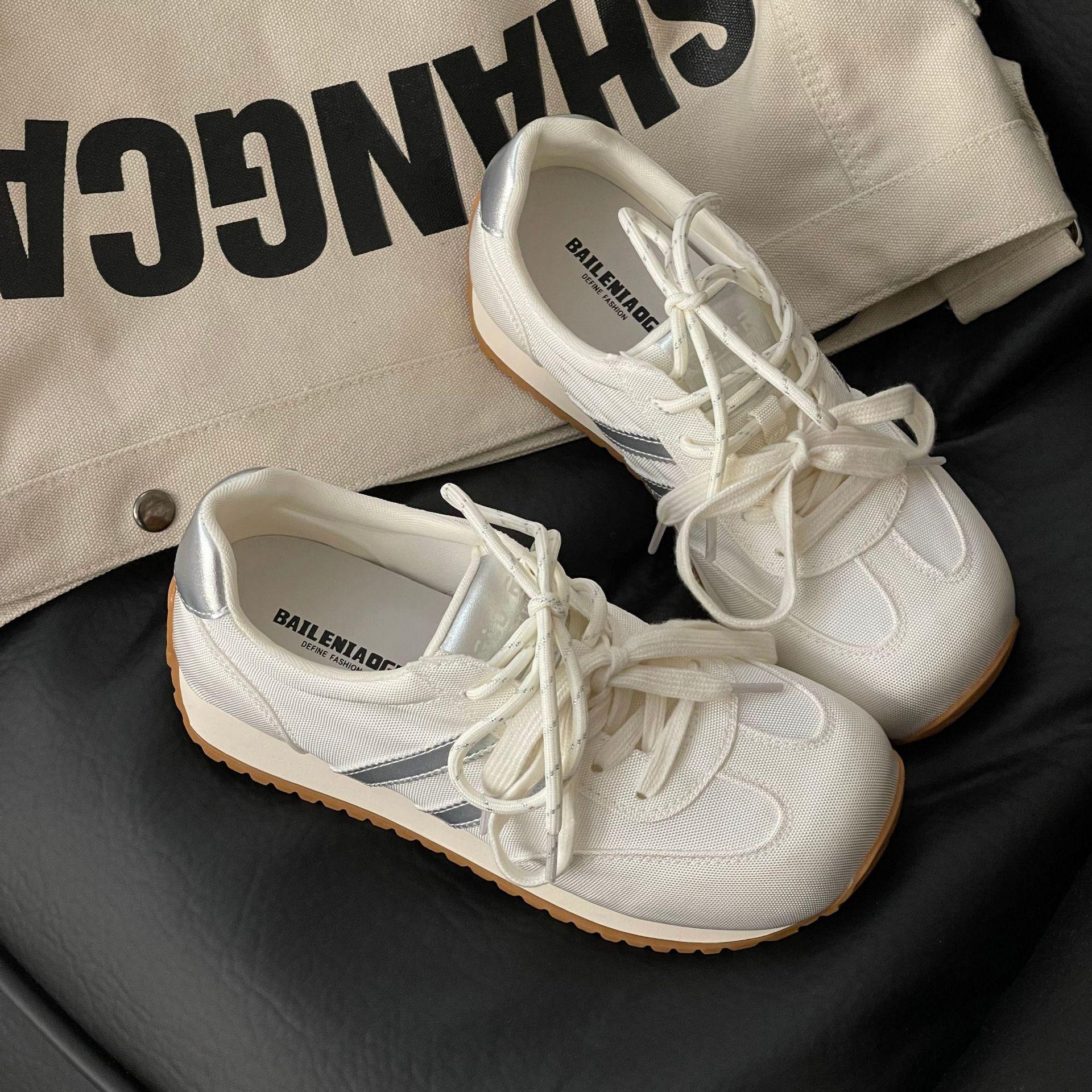 Повседневные ретро женские новые шнурки, дышащие и легкие спортивные туфли на платформе для отдыха 40
Повседневные ретро женские новые шнурки, дышащие и легкие спортивные туфли на платформе для отдыха 40